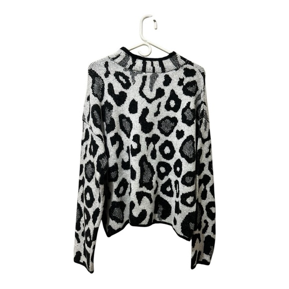 new with tags its our time gray cheetah print sweater - Picture 3 of 4